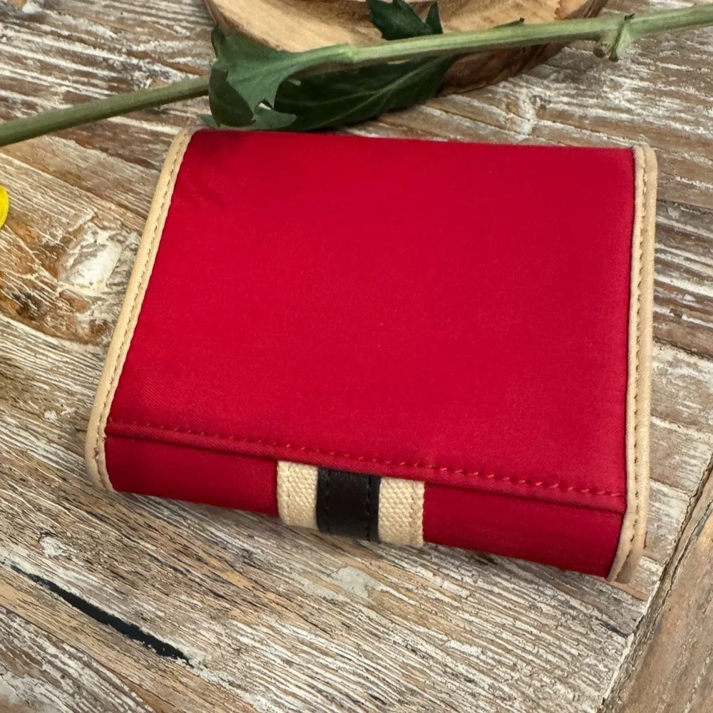 Liz Claiborne  Wallet